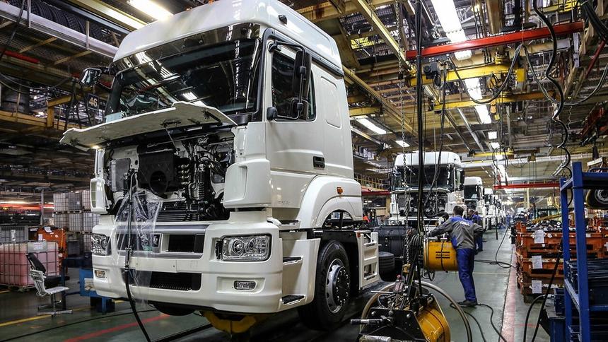 КамАЗ открыл сауну для сборщиков автомобилей