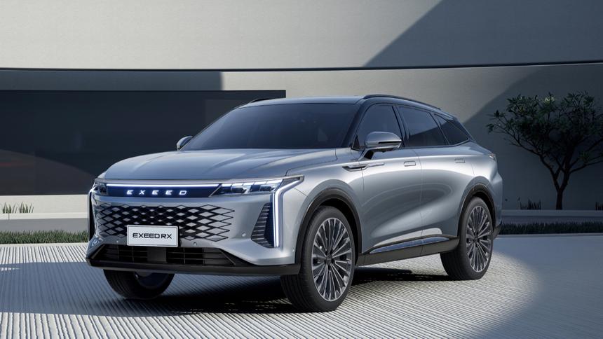 У кроссовера Exeed RX появилась «доступная» версия