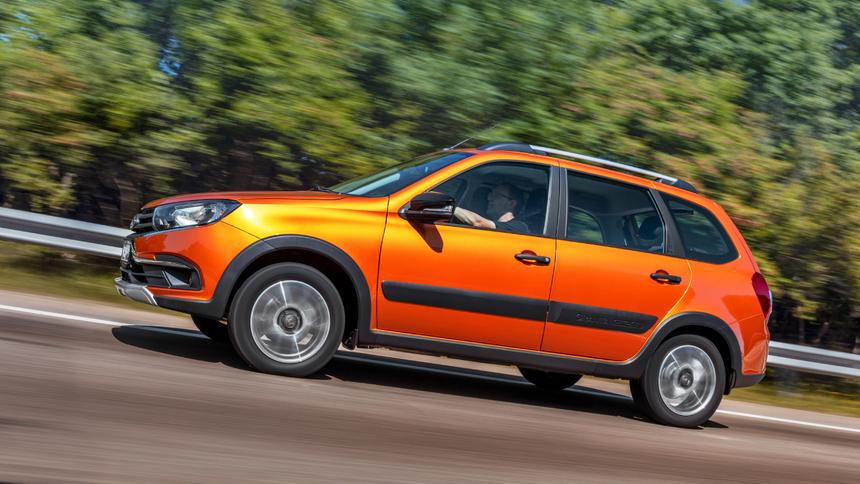 АвтоВАЗ премировал водителя-испытателя новой «Грантой»