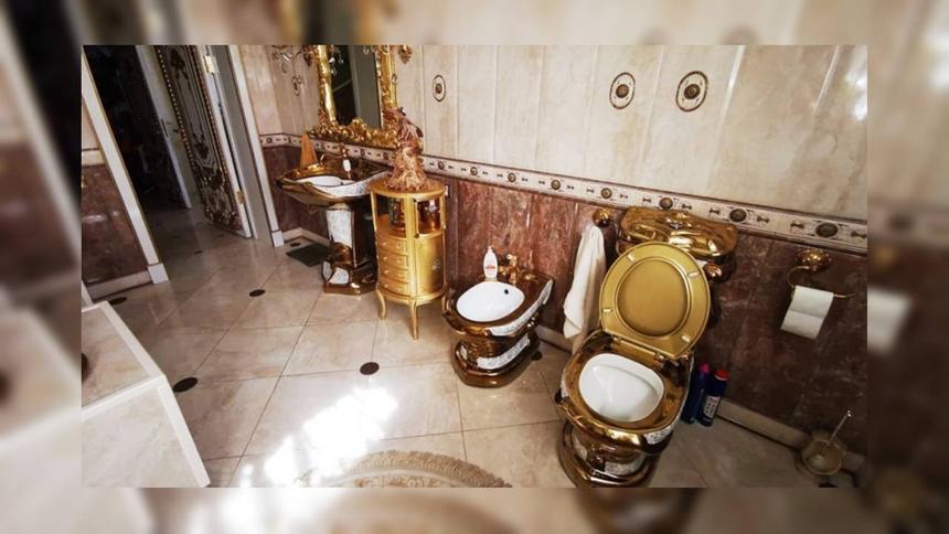 Имущество царь-гаишника с золотым унитазом продадут на аукционе