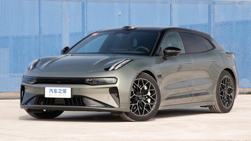 Обновленный Zeekr 001