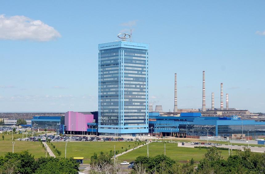 На знаменитый балкон заводоуправления АвтоВАЗа пустят всех желающих