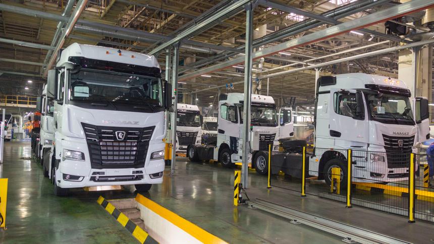 КамАЗ будет платить за выявленных шпионов