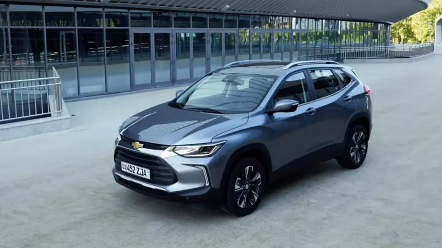 В Узбекистане кроссовер Chevrolet Tracker теперь стоит как базовая Lada Vesta