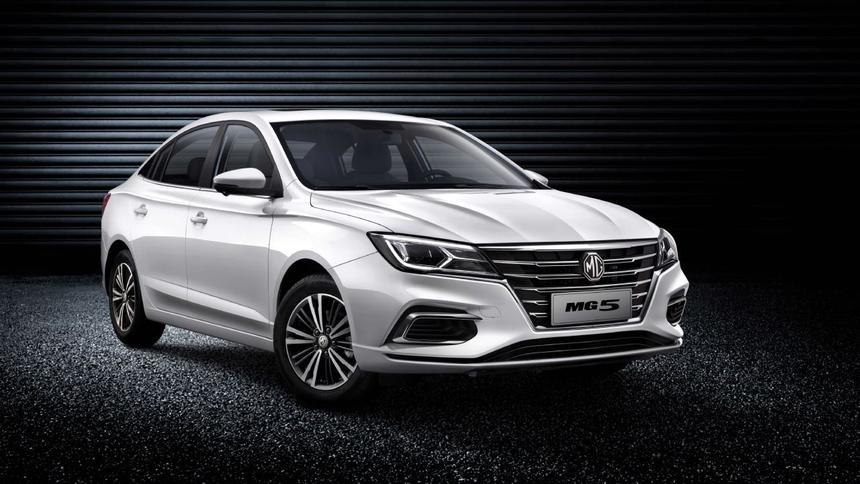 В России стартуют «белые» продажи нового китайского «бюджетника»