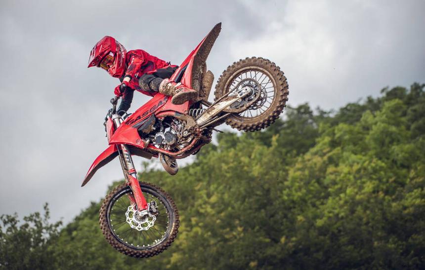 Подростковый мотокроссовый GasGas MC 85 стал совсем, как у взрослых