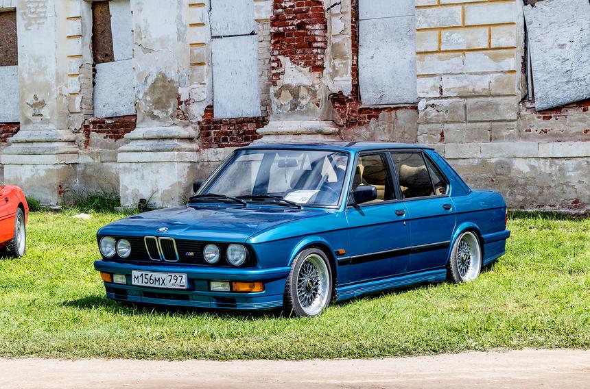 Лучшие автомобили Янгтаймер-Феста