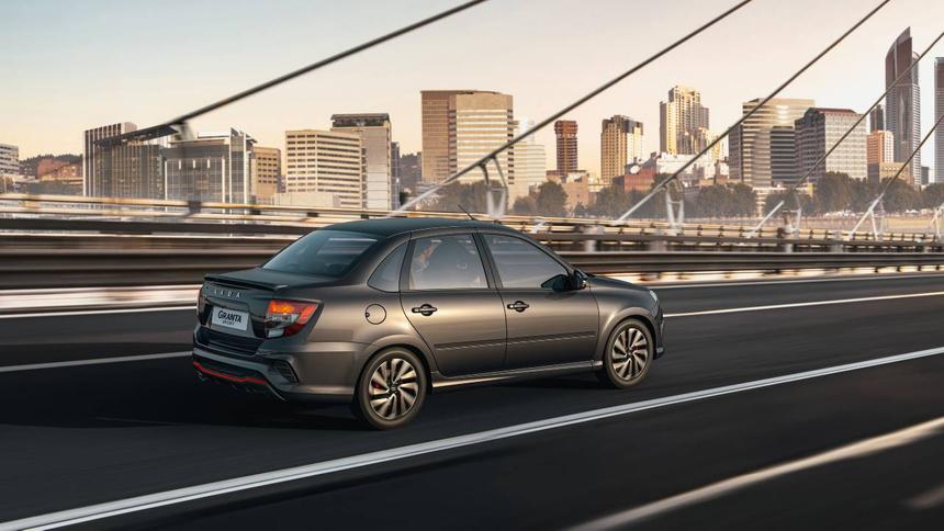 Россиянам объяснили, почему машины Lada дорогие