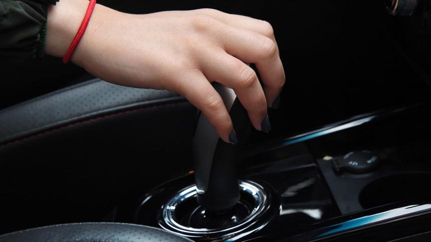 Летом в России подскочил спрос на аренду автомобилей