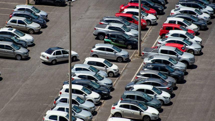 «Ростех»: импорт машин в Россию нужно ограничить