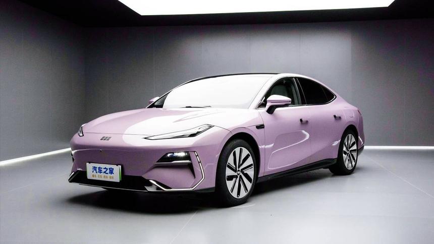 В Беларуси начнётся сборка седанов Geely Galaxy Е8