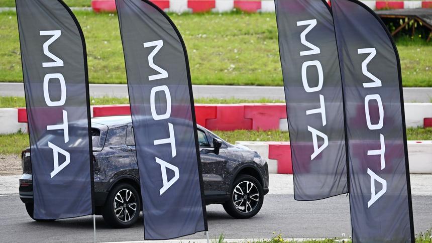 Российский электромобиль «Атом» будет заряжаться через приложение «Русгидро»