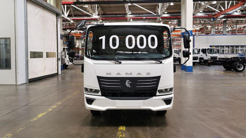 КамАЗ представил рестайлинговый вариант грузовика «Компас»