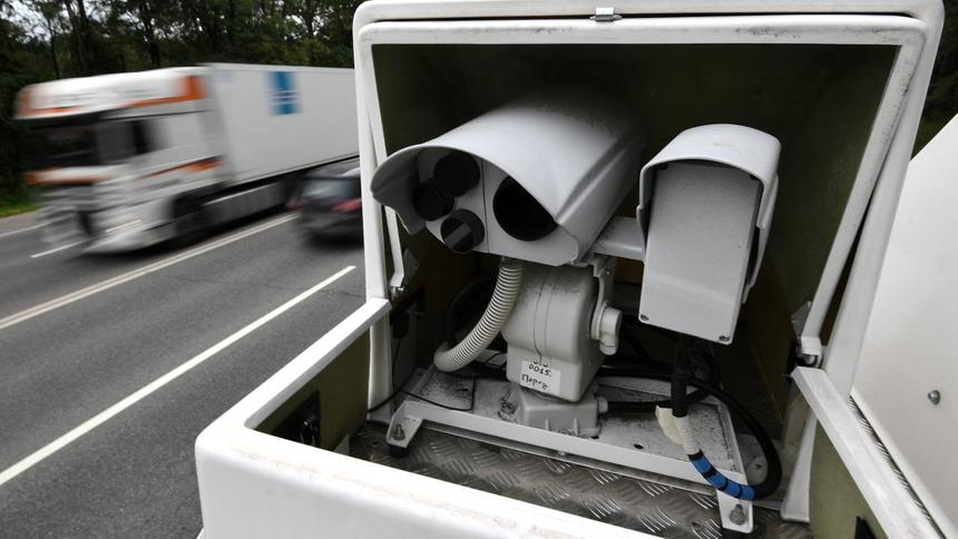 Автоюрист назвал последствия штрафов с камер за ОСАГО