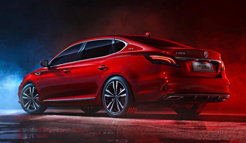 Никаких седанов: какие пятидверные легковушки доступны россиянам