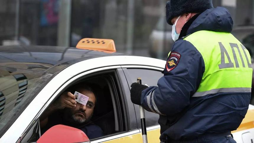 В Питере не поддержали запрет на работу мигрантов в транспортной сфере