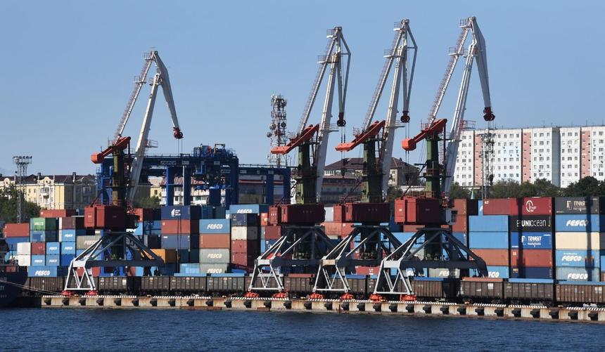 Треть контейнеров с запчастями задерживаются из-за проблем с оплатой