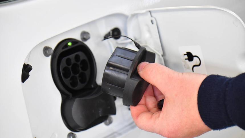 В Москве электрокарам продлят налоговые льготы