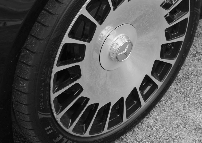 Россияне активно покупают необычные шины почти за миллион рублей