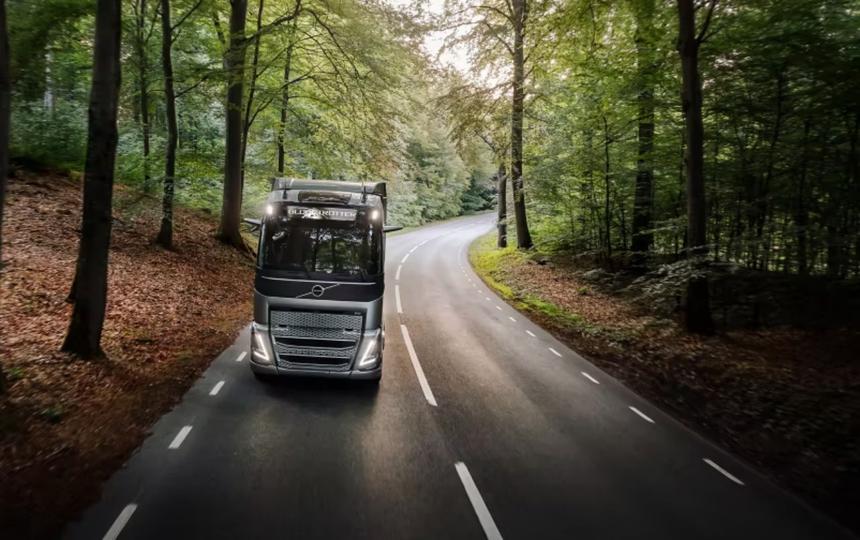 На вторичном рынке грузовиков в России лидирует Volvo FH