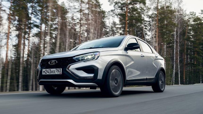 АвтоВАЗ обещал не повышать цены на Lada в 2024
