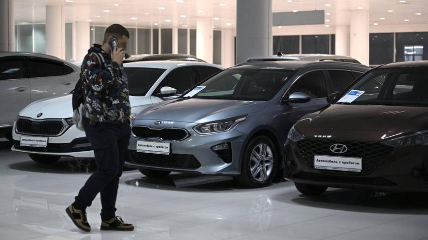 Раскрыты схемы обмана россиян в автосалонах в «Чёрную пятницу»