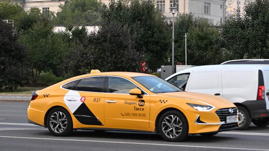 В России подсчитали потери бюджета из-за нелегальных таксистов