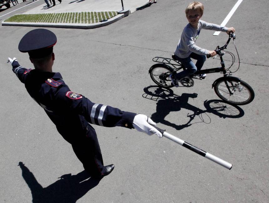 В Госдуме не считают нужным изучать ПДД в школе