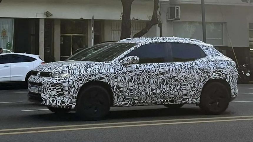 Volkswagen готовит конкурента Renault Sandero: фото и подробности