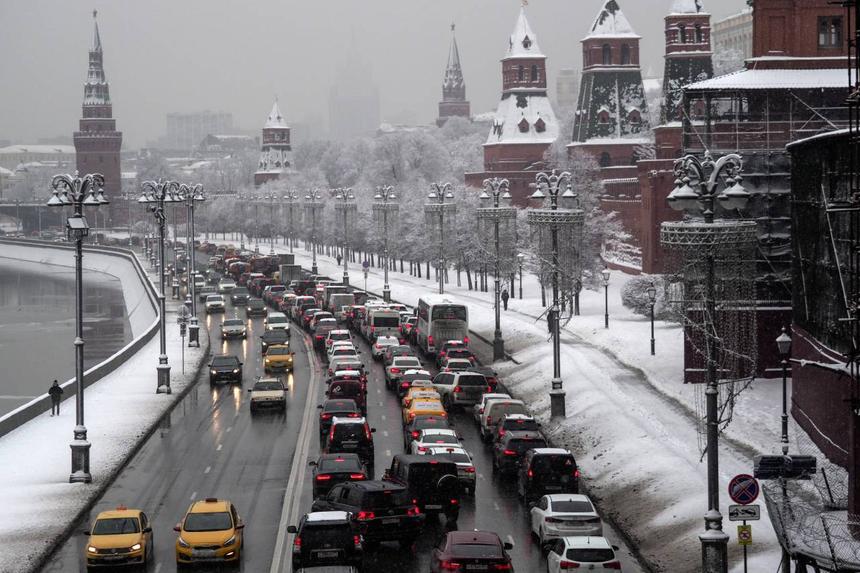 Эксперт назвал автомобилистам лучшее средство в борьбе с реагентами