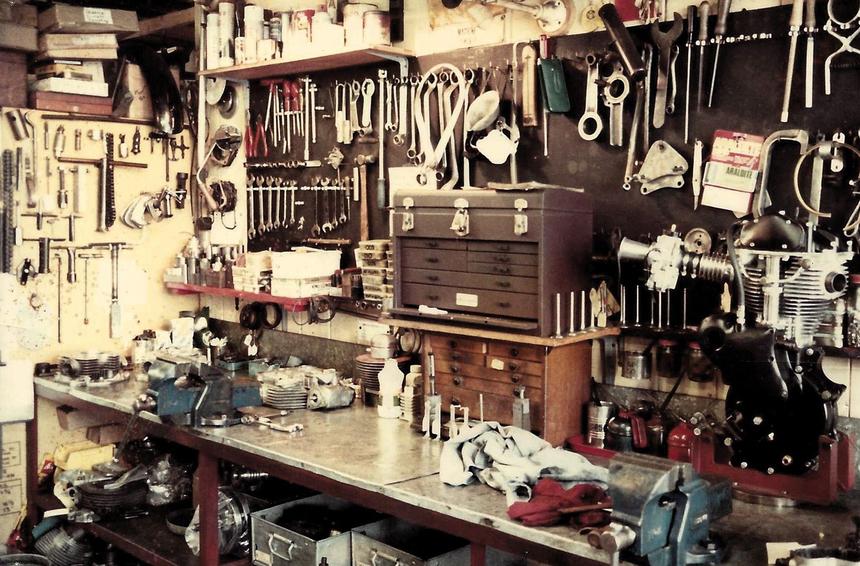 Гаражное золото: что ищут в старых кооперативах опытные перекупщики?