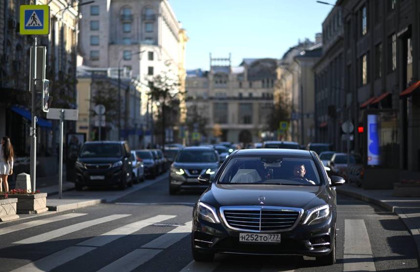 Водителям перечислили три популярные автоподставы с пешеходами