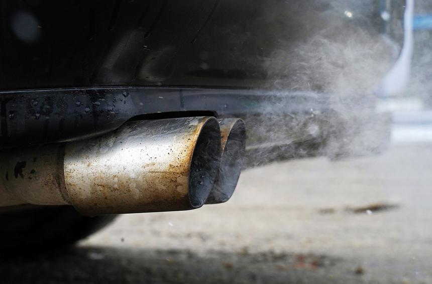 СО-СH: какой услугой торговали на российских перекрёстках?