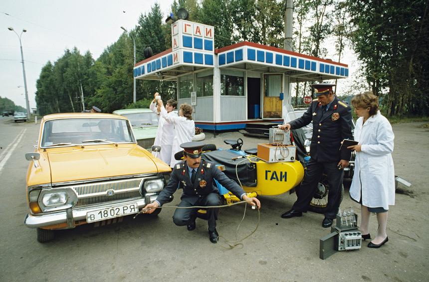 СО-СH: какой услугой торговали на российских перекрёстках?