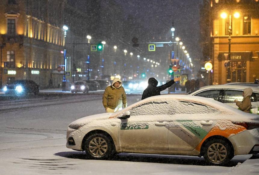 Автоэксперт: каршеринг нельзя назвать безопасным