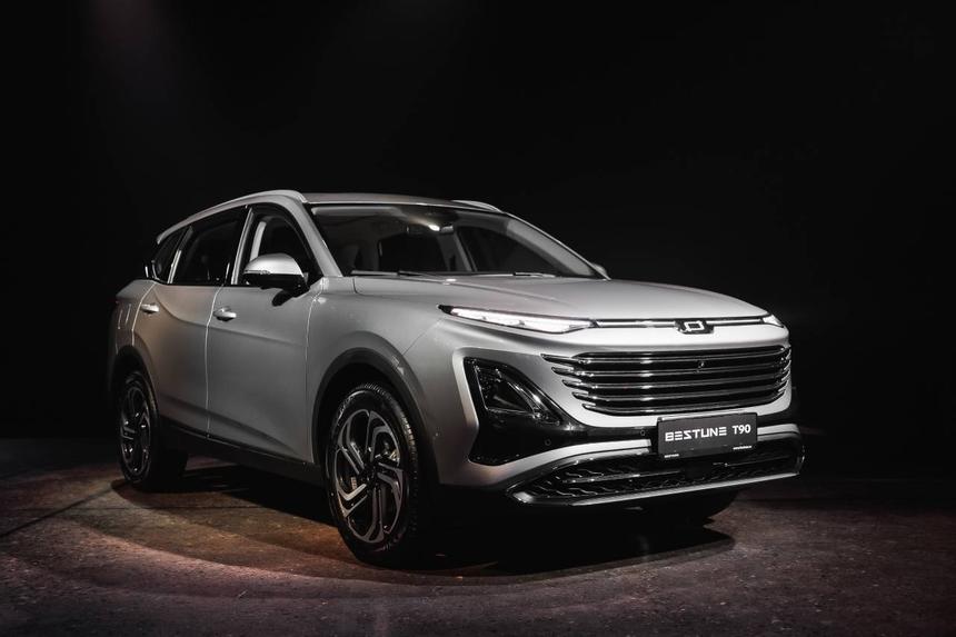 В России стартуют продажи FAW Bestune T90