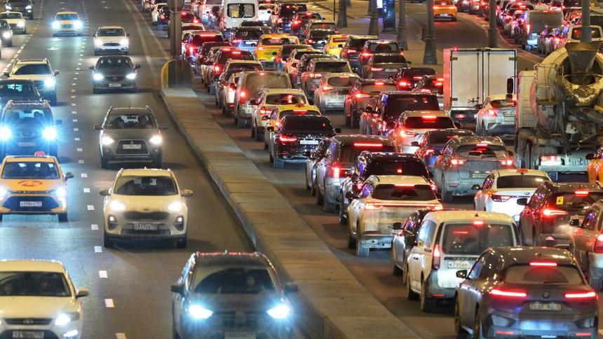 В России спрогнозировали массовый переход на машины с автопилотом