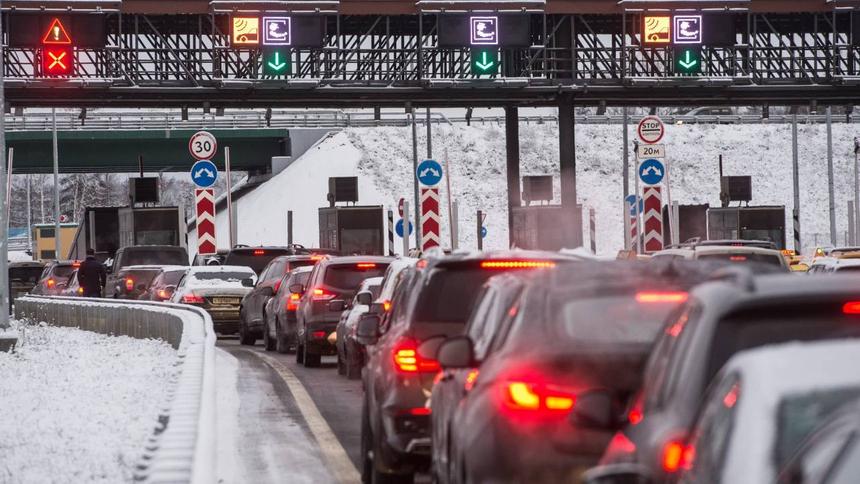 Раскрыта сумма, которую россияне заплатили за платные дороги в 2024