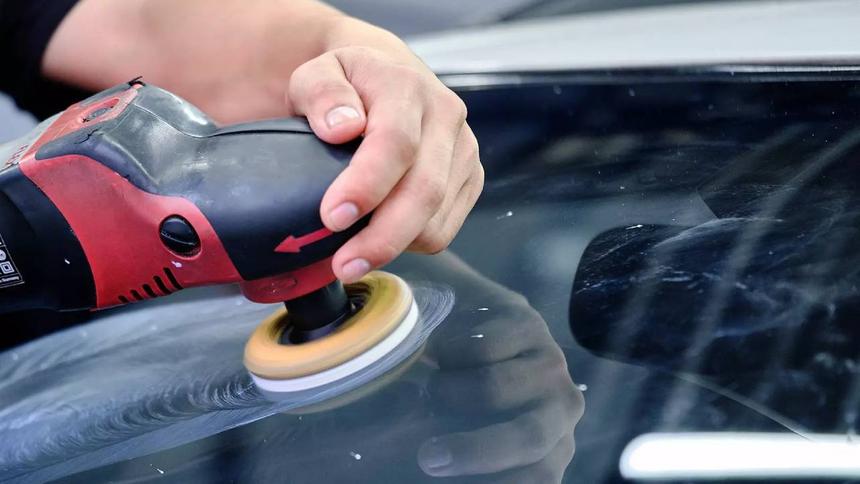 Россиянам рассказали, что делать, когда появилась царапина на автомобиле