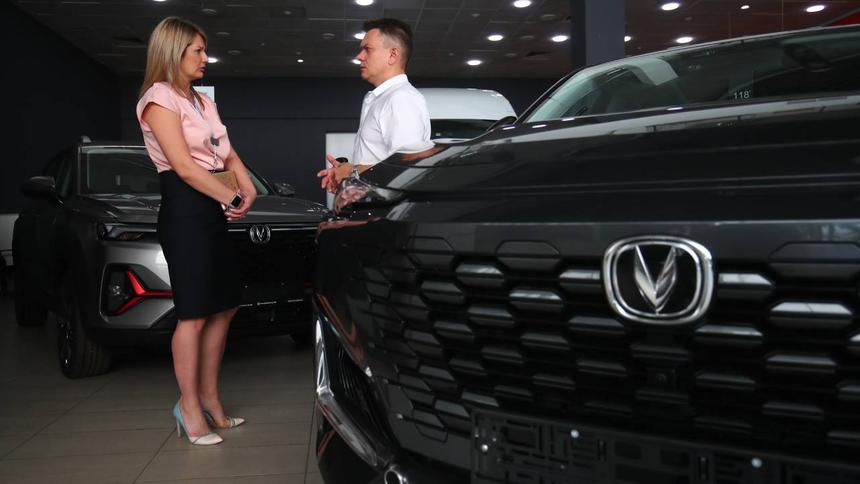 Аналитики не ожидают скорого роста продаж машин в России