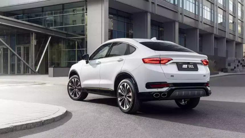 Переименованный Geely Tugella можно купить со скидкой 290 000 рублей