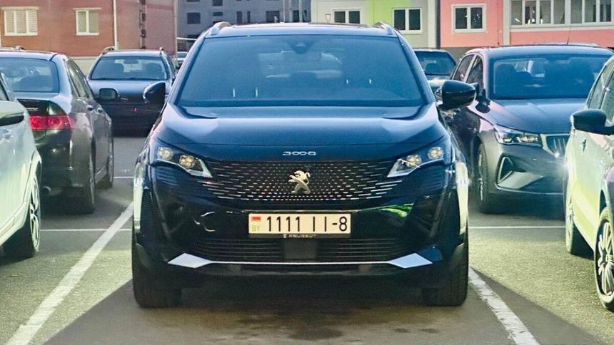 Белорусы начали «инвестировать» деньги в красивые номера