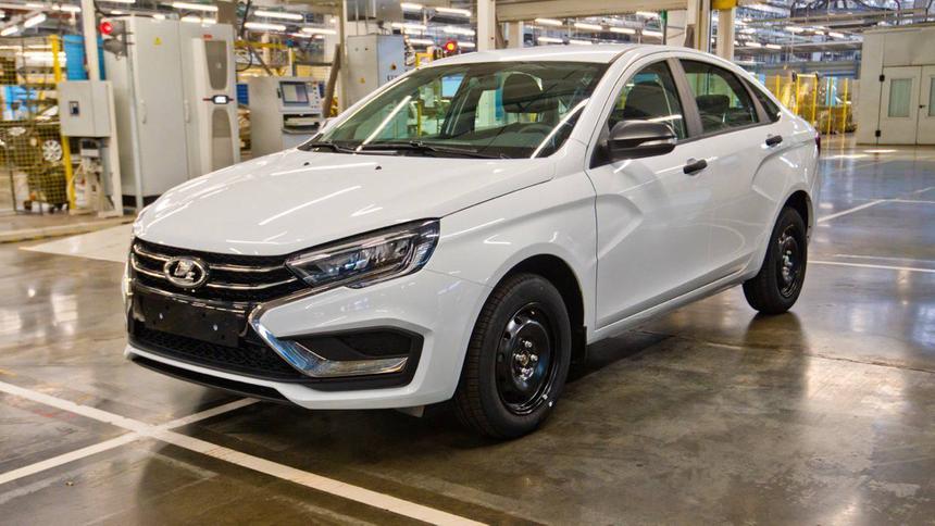 В гамме Lada Vesta появилась особая версия: у неё — ручное управление