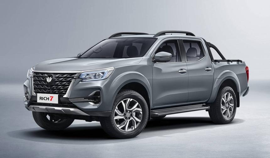 На российский рынок выходят два новых пикапа