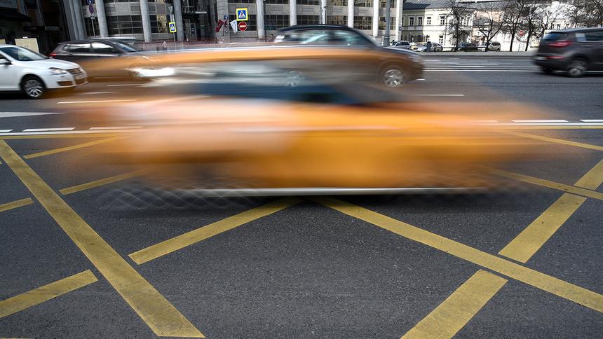 Эксперт Милешкин назвал плюсы жёлтой дорожной разметки
