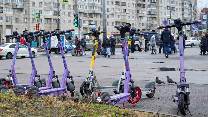 Благовещенск первый в России ввёл тотальный запрет на электросамокаты