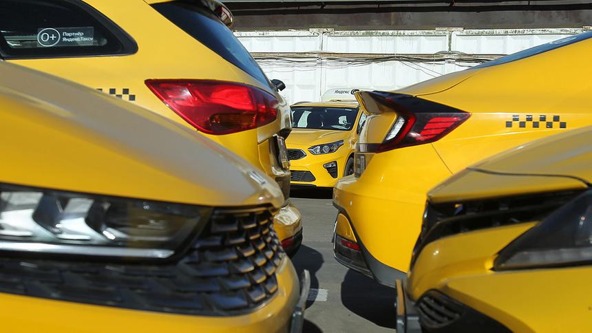 В России увеличился средний возраст машин такси