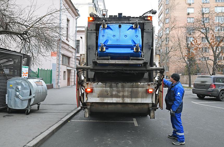 Правила нашего двора: о чём забывают водители на придомовой территории