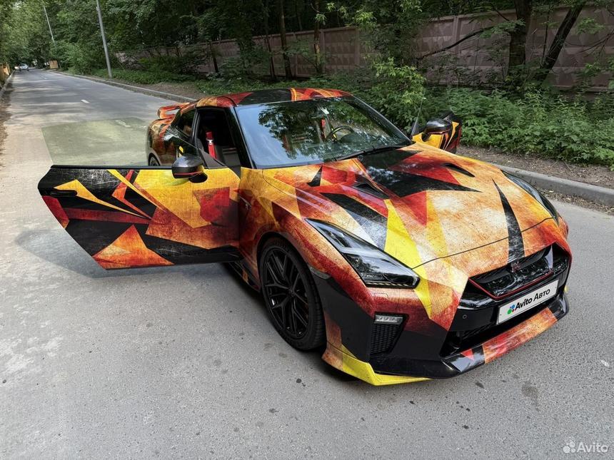 Какие подержанные спорткары могут купить россияне