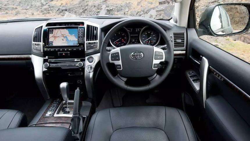 Доля праворульных машин в регионах Сибири стремительно снижается